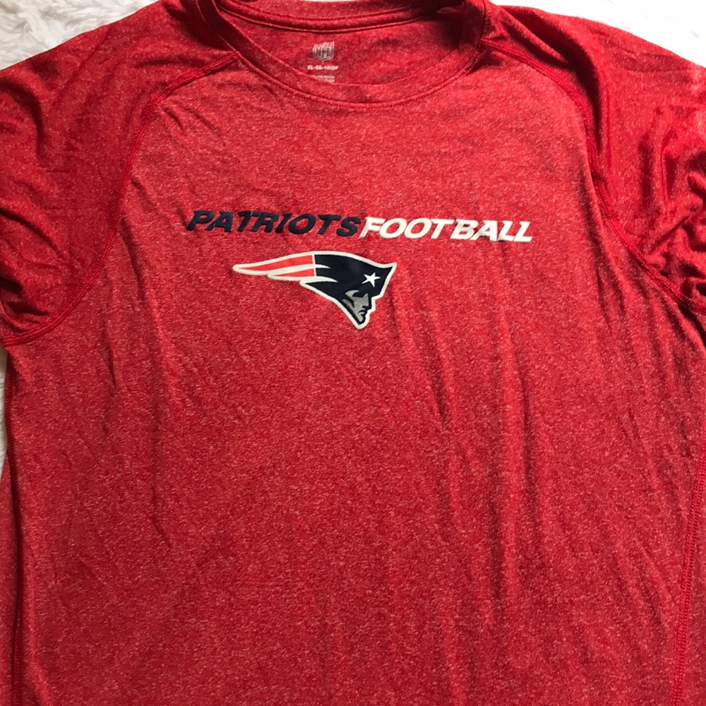 New England Patriots boys athletic shirt size XL